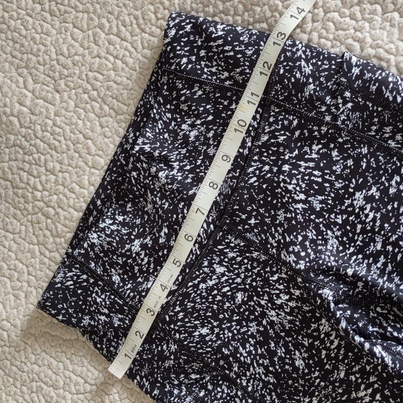 Athleta Size Small Ultimate Stash 7/8 Tight Leggings - Picture 8 of 16